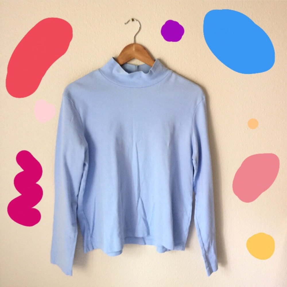 ✰BABY BLUE TURTLENECK ✰